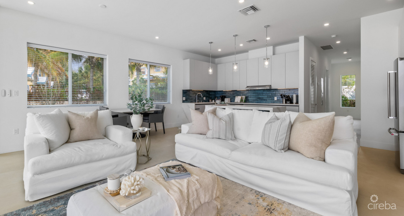 26 Sunset Point  Rare 3bed Unit With Its Own 0.33acre Private Seafront Lot