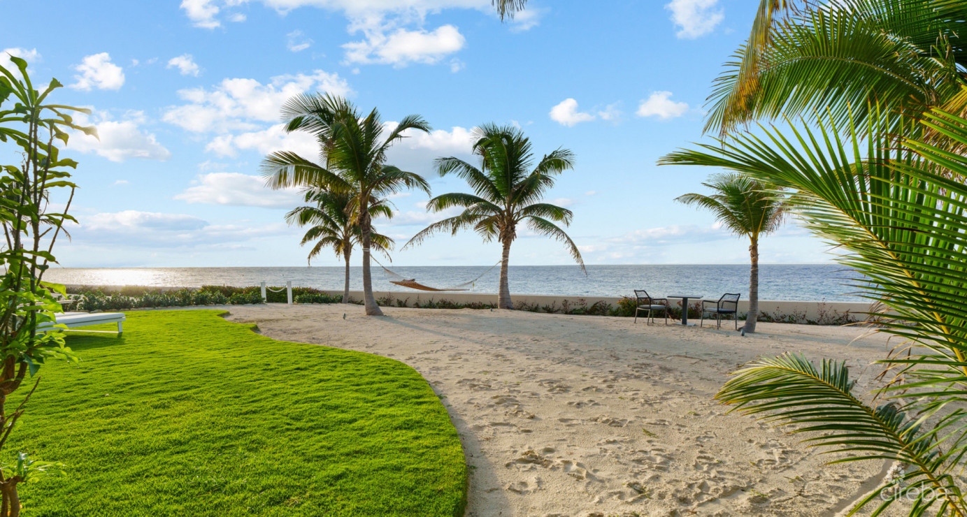 26 Sunset Point  Rare 3bed Unit With Its Own 0.33acre Private Seafront Lot