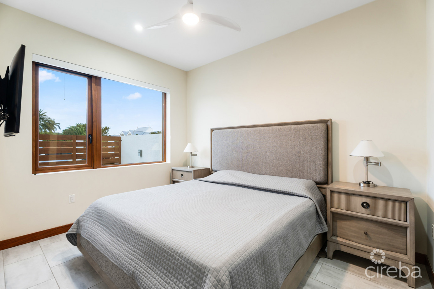 Arvia  Canal Front 2 Bed, 2 Bath  Plus Den