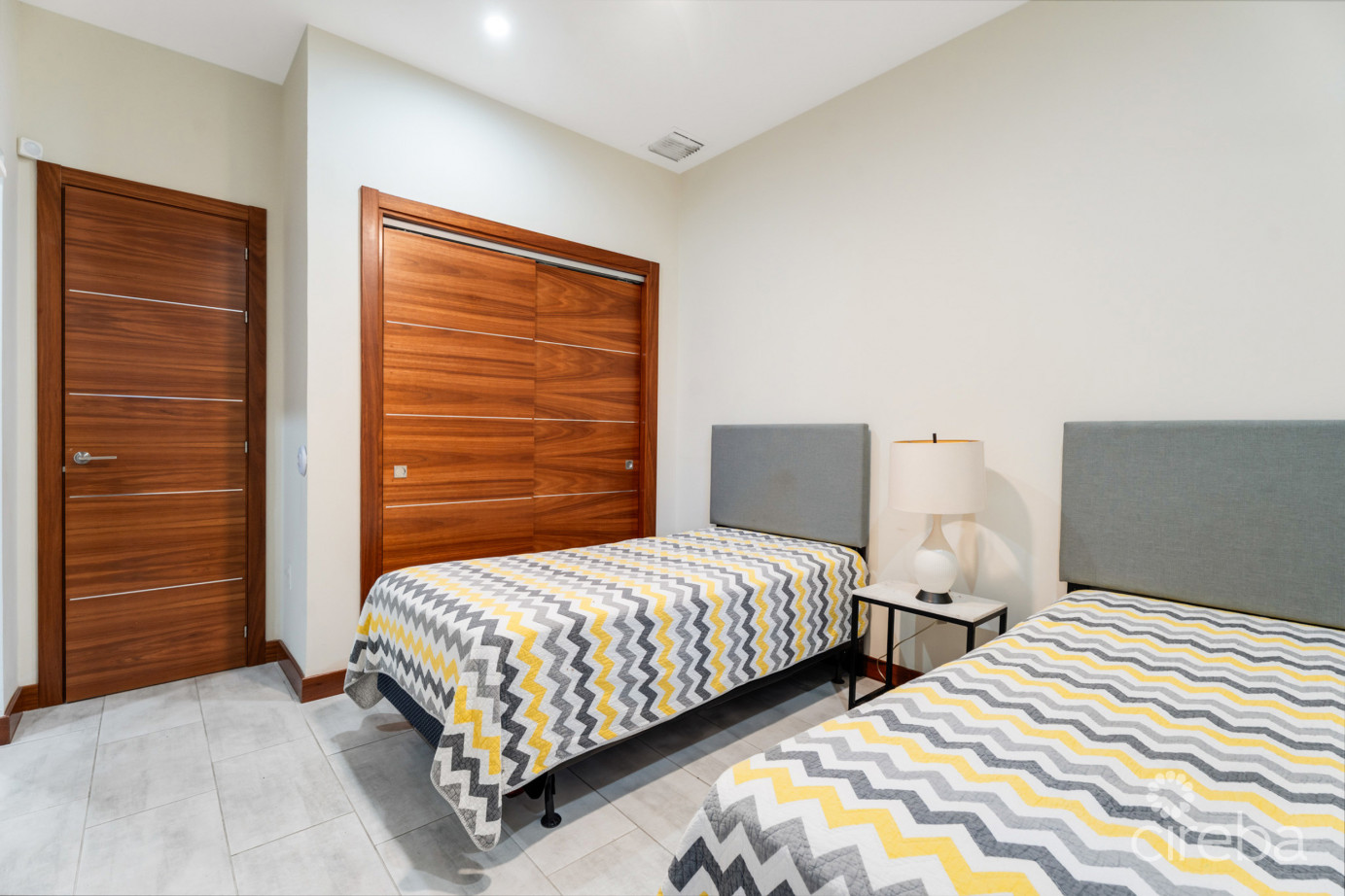 Arvia  Canal Front 2 Bed, 2 Bath  Plus Den