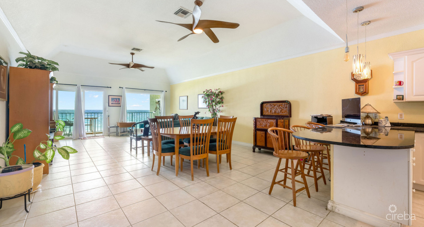 Ocean Front Top Floor Large Three Bed Ocean Pointe Villas