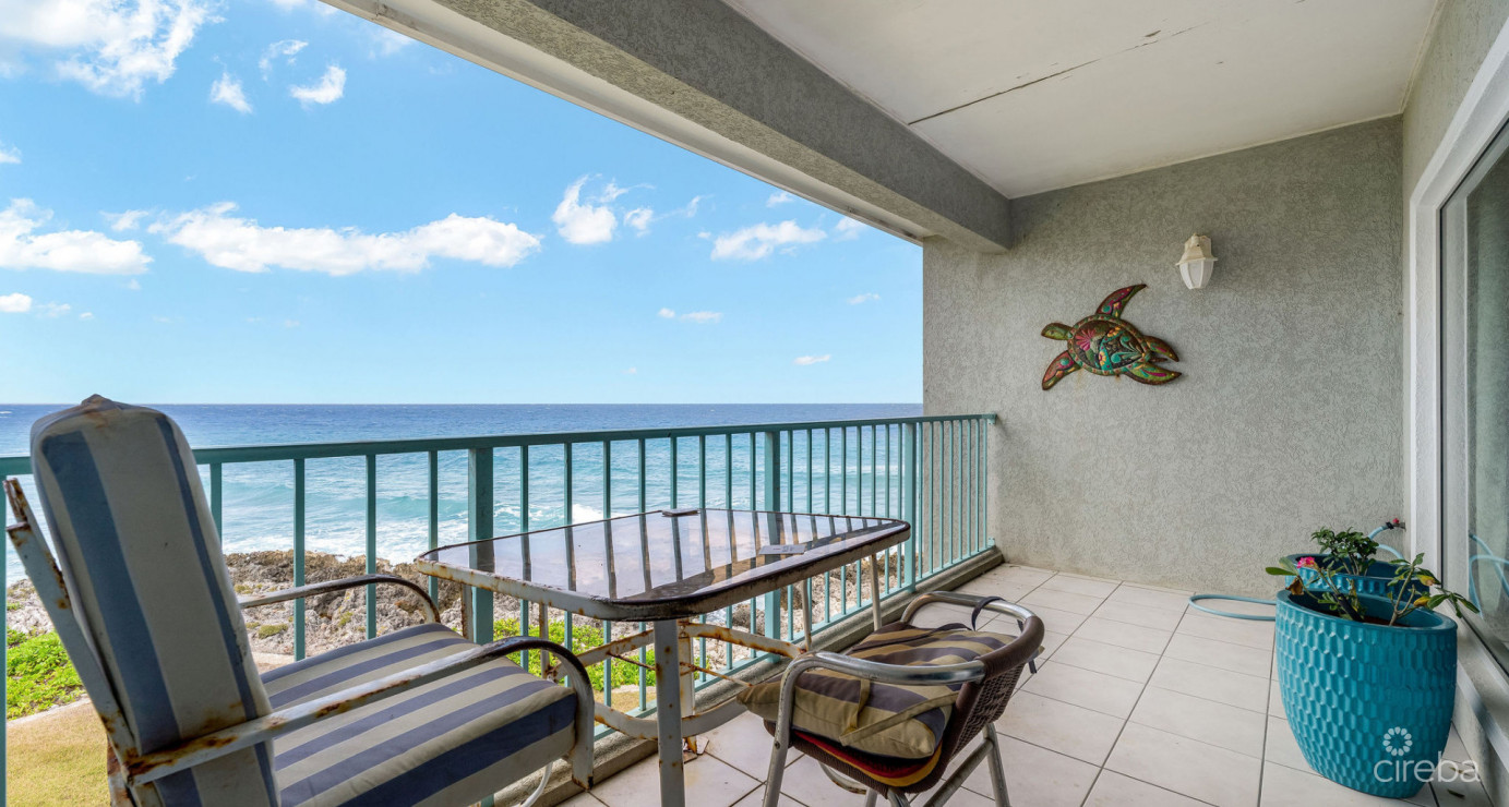 Ocean Front Top Floor Large Three Bed Ocean Pointe Villas