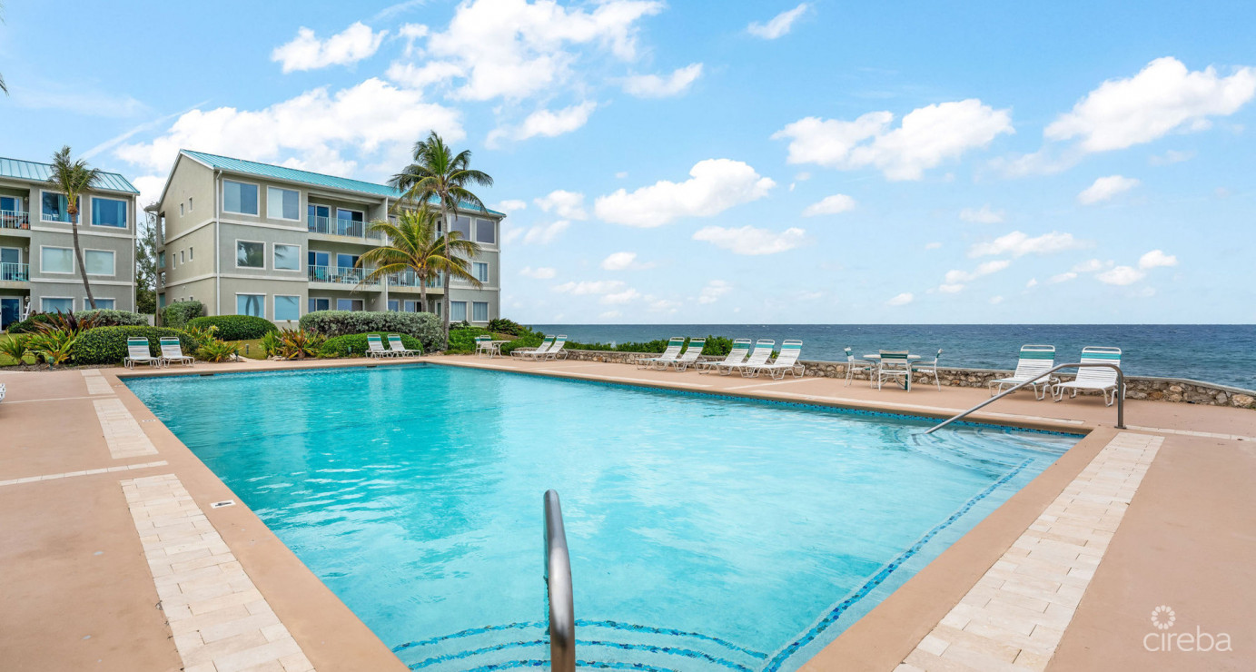 Ocean Front Top Floor Large Three Bed Ocean Pointe Villas