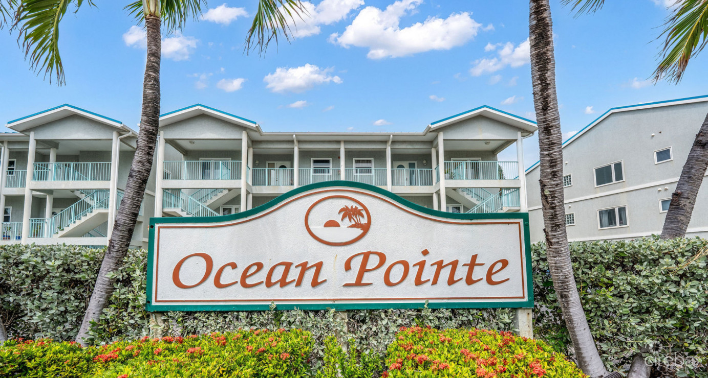 Ocean Front Top Floor Large Three Bed Ocean Pointe Villas