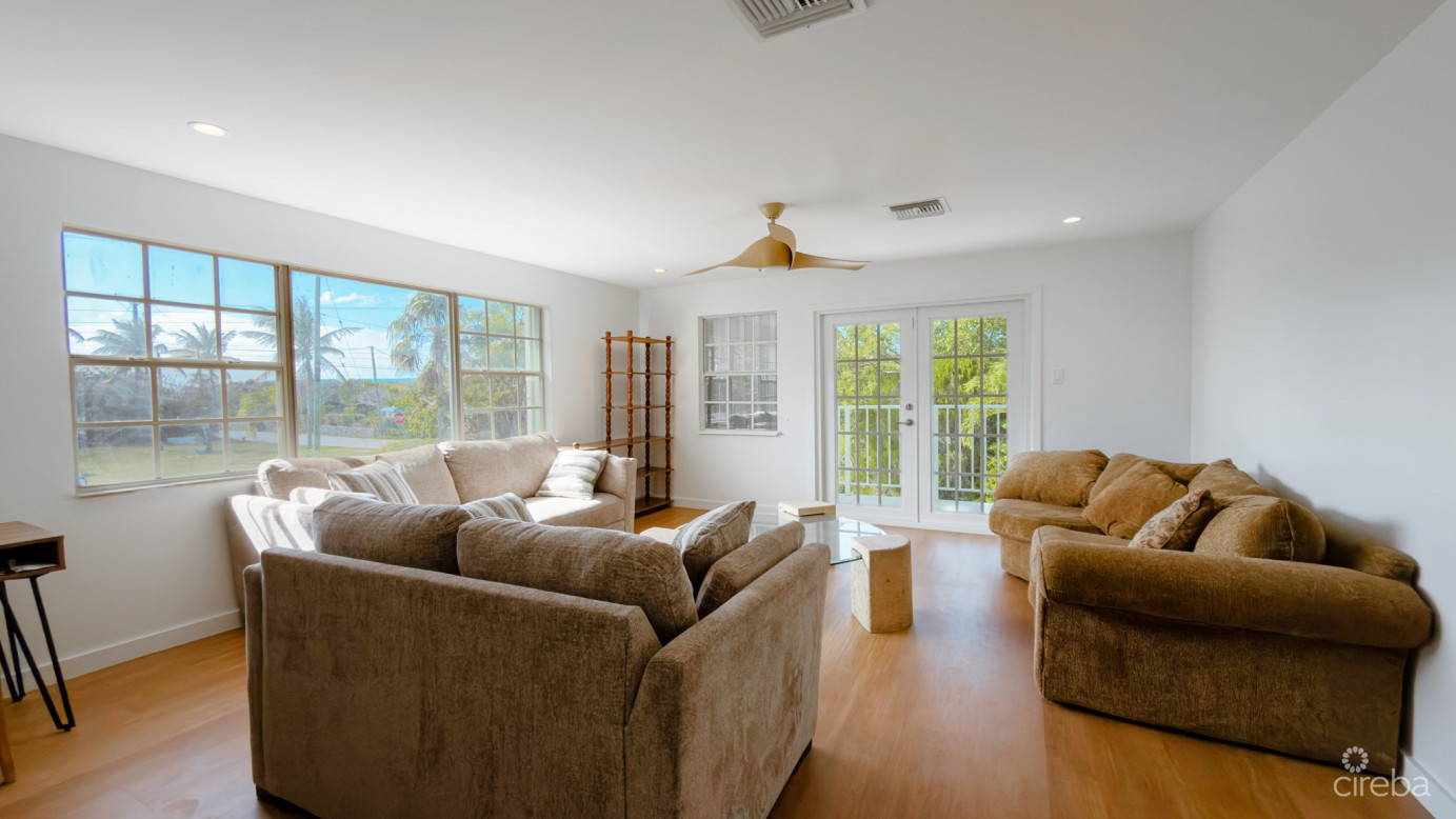 Twinflowers Double Parcel Residence