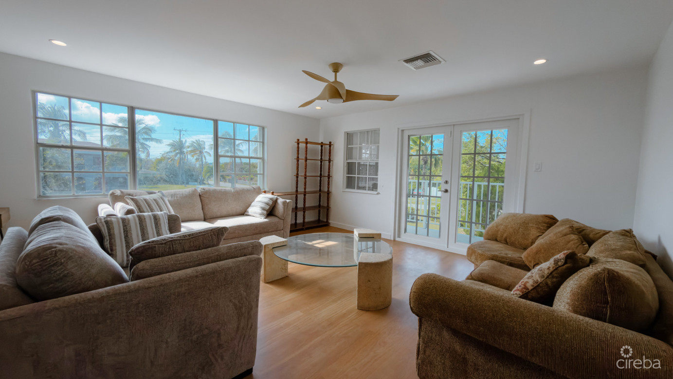 Twinflowers Double Parcel Residence