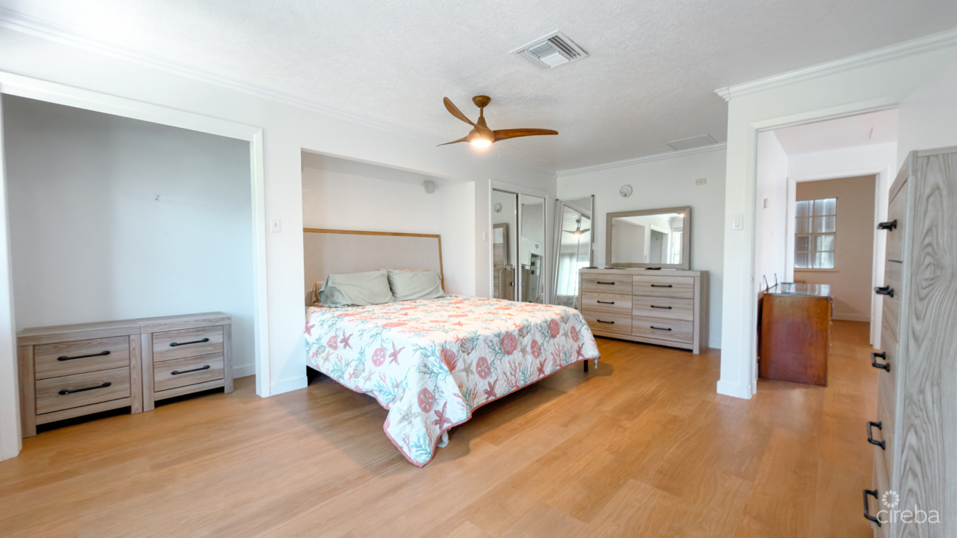 Twinflowers Double Parcel Residence