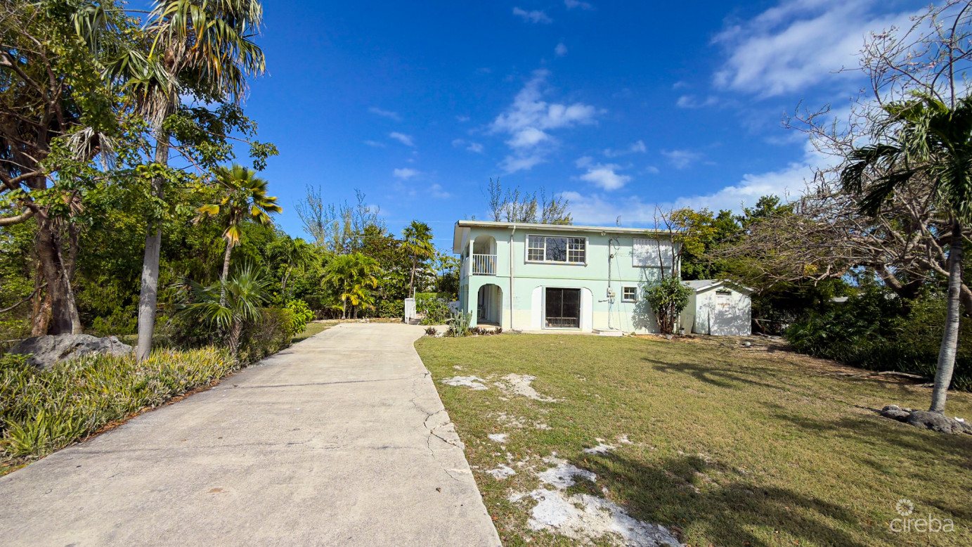 Twinflowers Double Parcel Residence