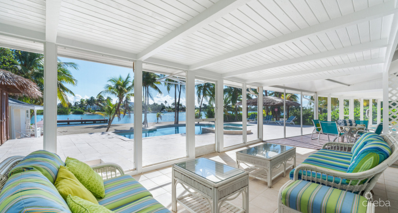 Just 4 Fun  Cayman Kai - Private Beachfront Villa With Rental Income
