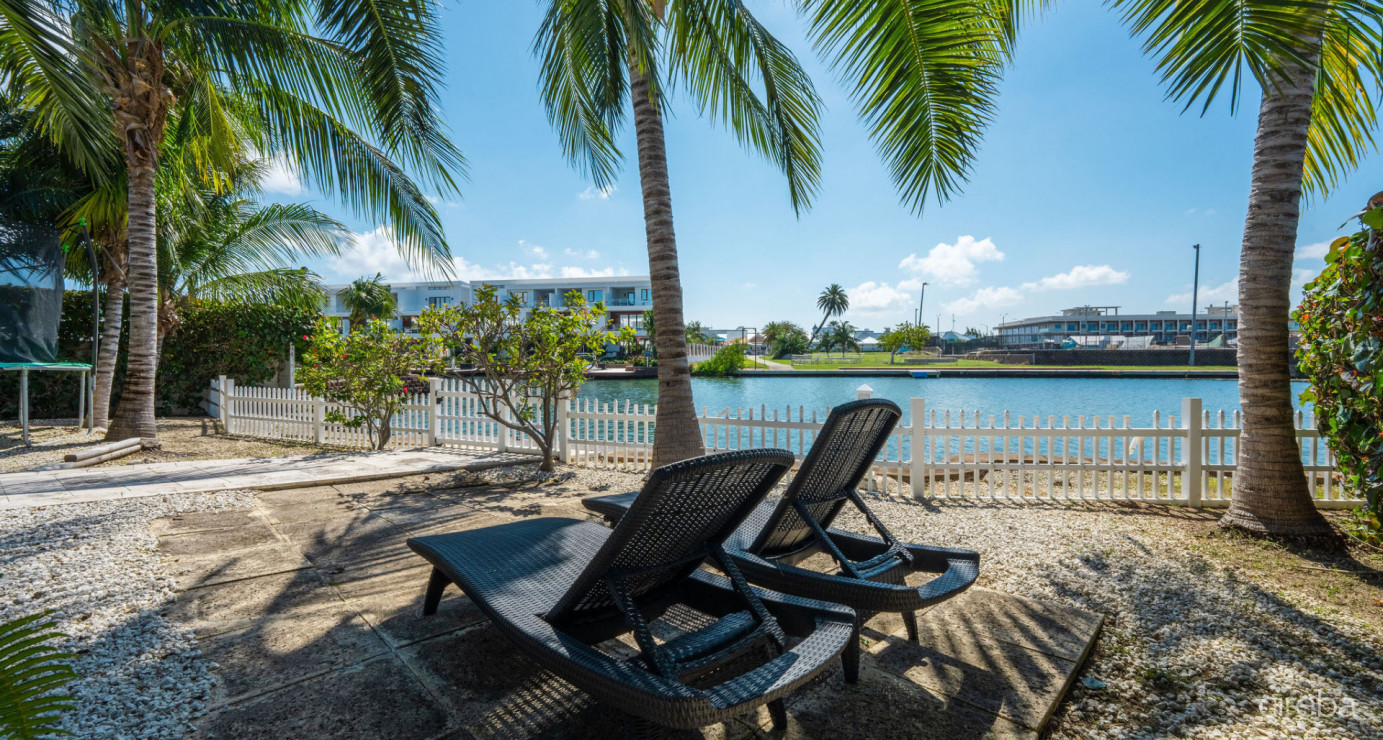 Gated Bimini Drive, Grand Harbour, Single Level 4 Bed Canal Front Home 100k Cash Back!