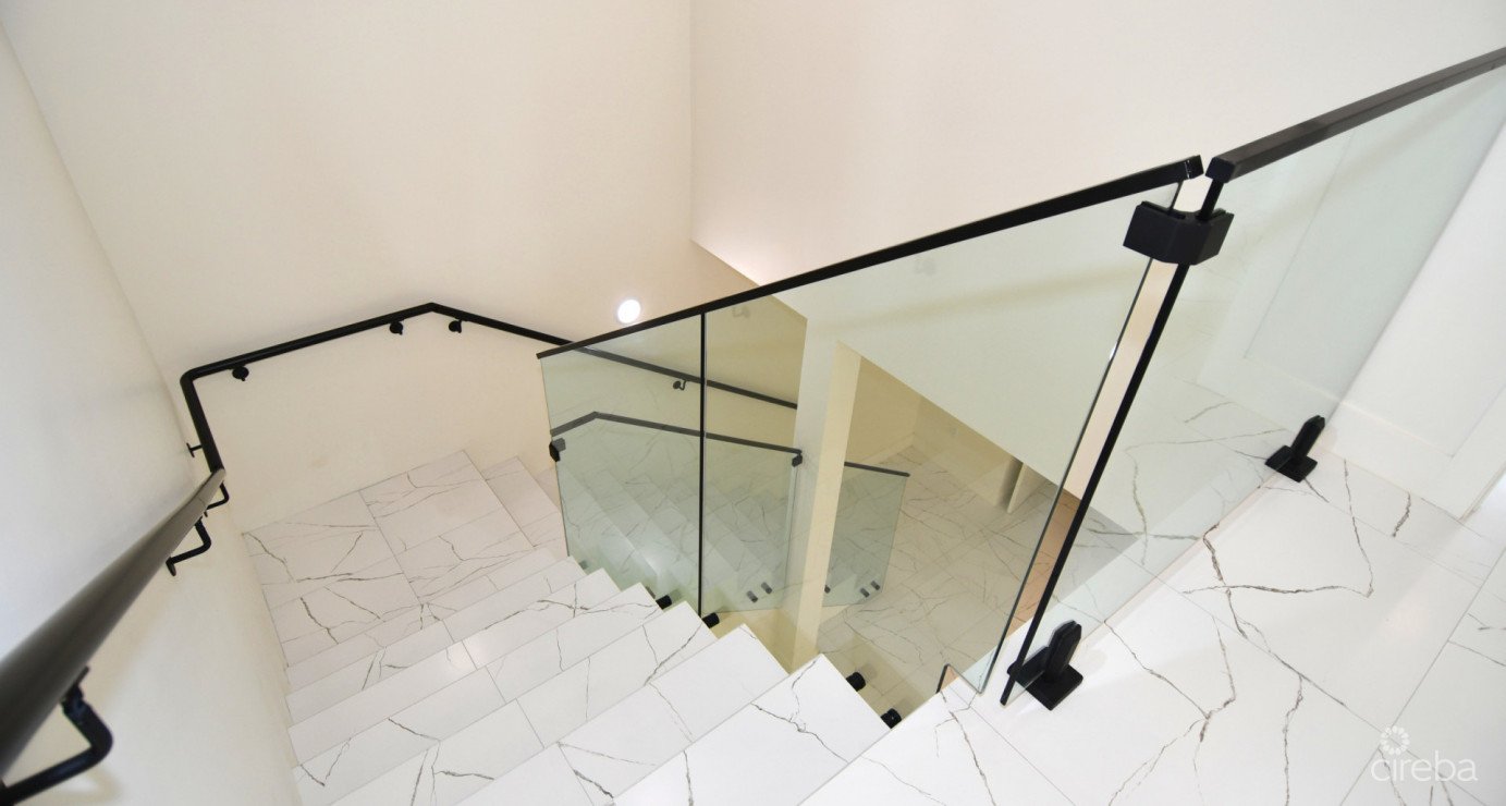 Brand New Luxury Villa