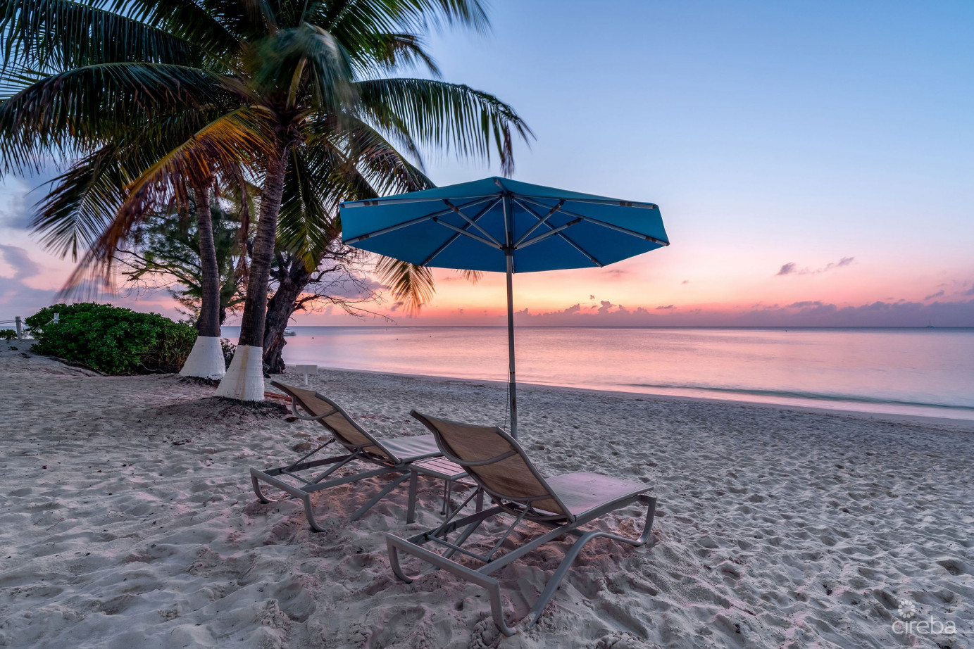 Beachfront Bliss At Cayman Club  Seven Mile Beach