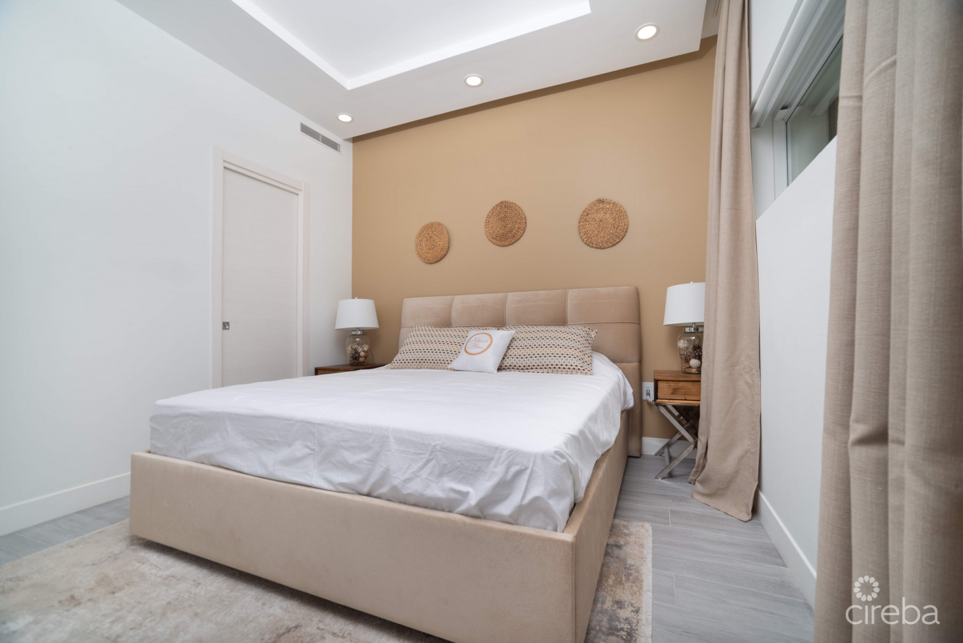 Prime 1-bed Condo At The Grove  Steps To Smb & Resort-style Living