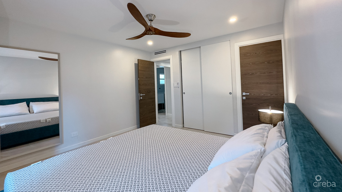 Plantation Village Seven Mile Beach