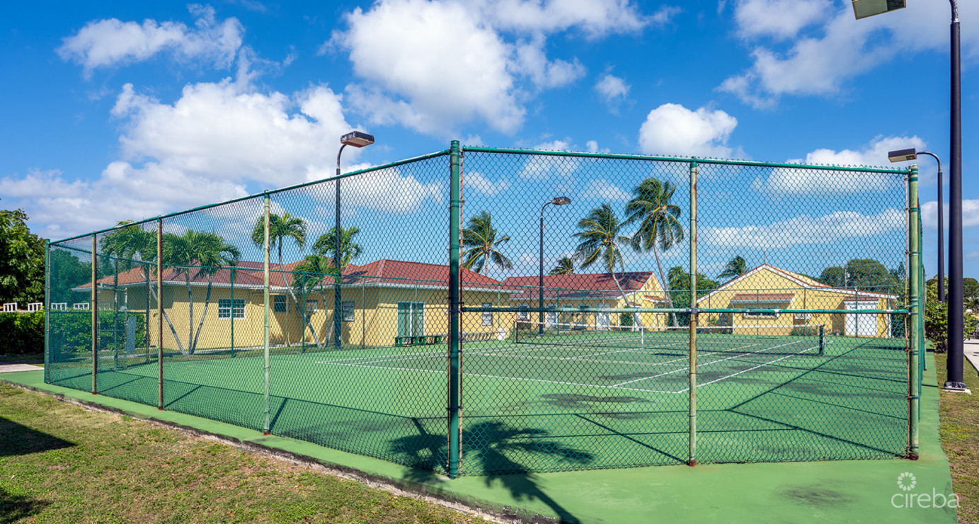 Seafront Ocean Club 3 Bed