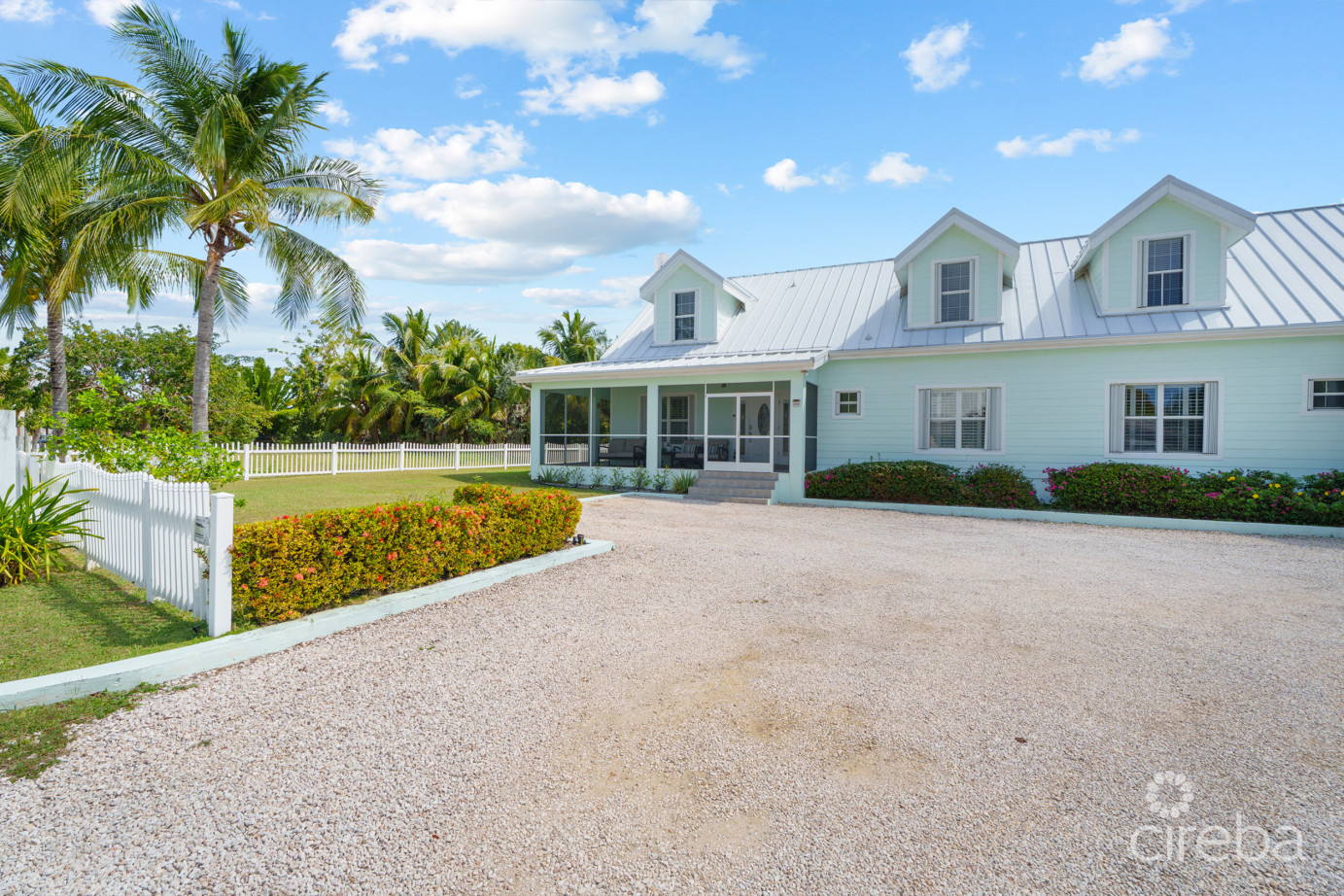 Highlands - One Side Of A Duplex