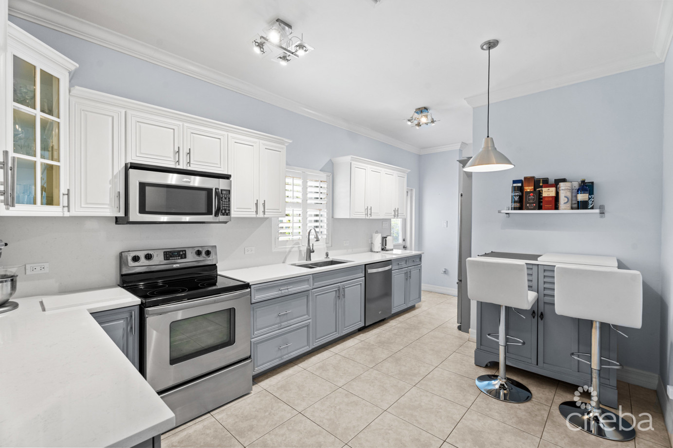 Highlands - One Side Of A Duplex