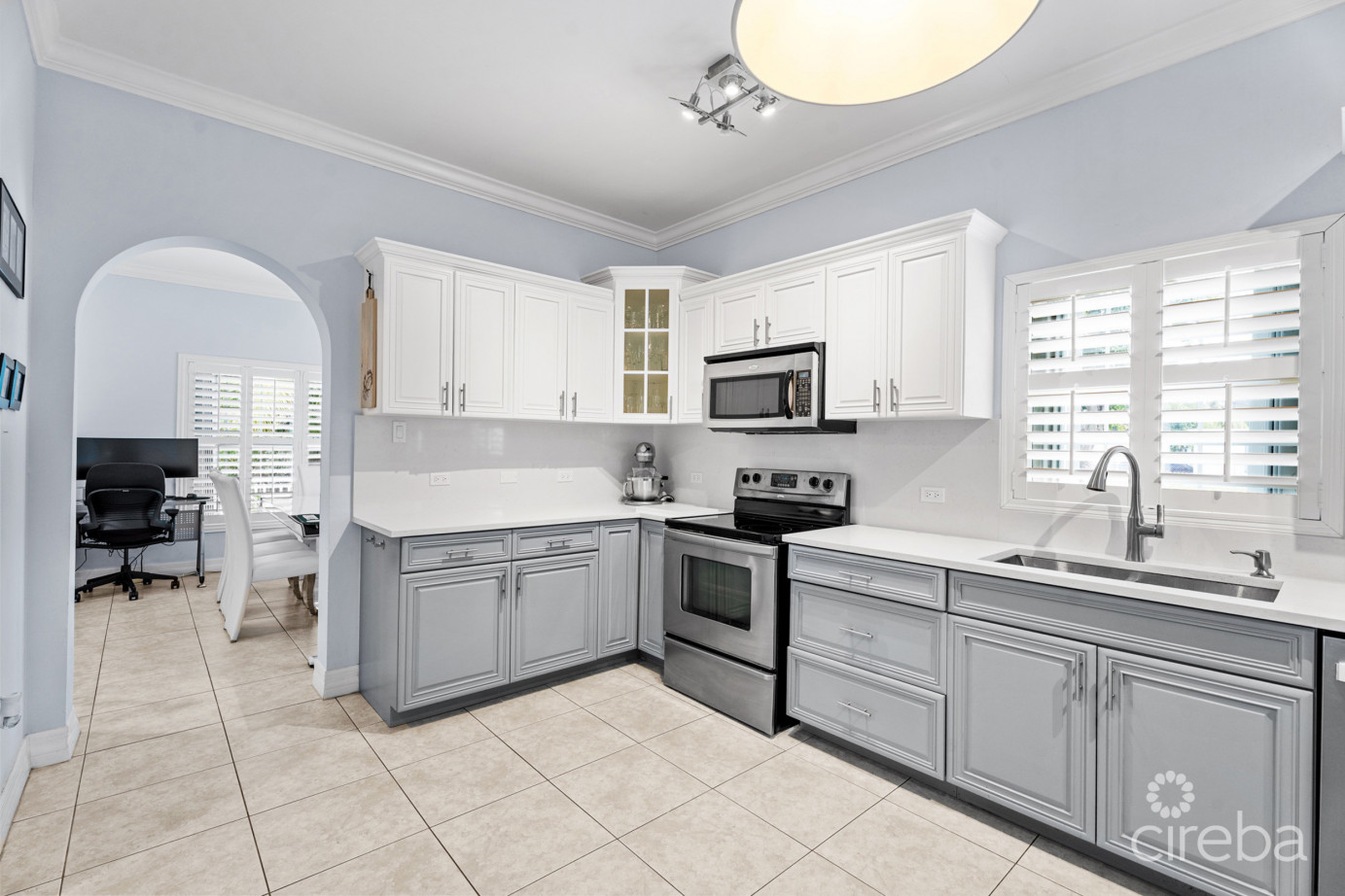 Highlands - One Side Of A Duplex