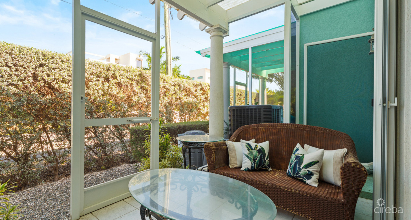 11 Snug Harbour Villas  Lovely 2-bed/ 2-bath Unit In Well-located Community