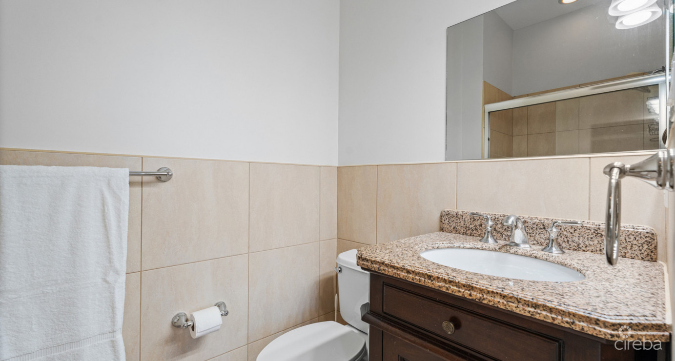 11 Snug Harbour Villas  Lovely 2-bed/ 2-bath Unit In Well-located Community