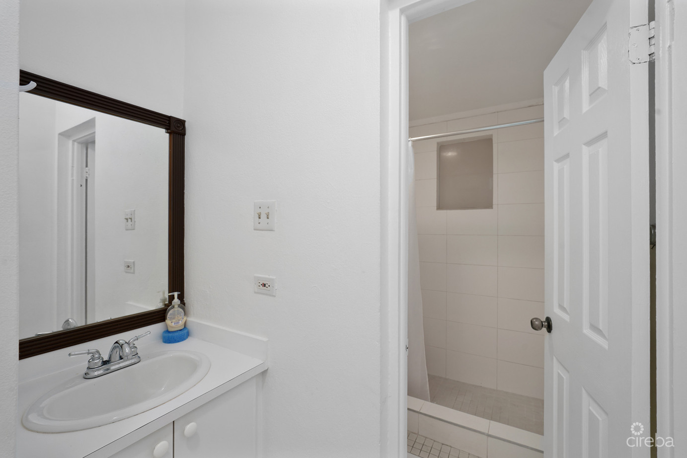 Two  One Bed Investment, 475,000$ Each! (sold Together Only) South Sound Or One Big Unit