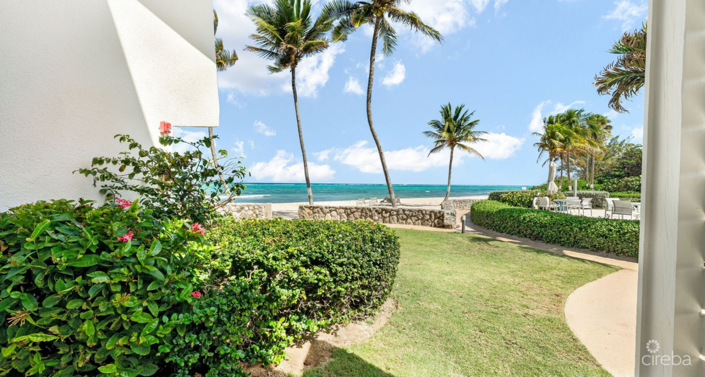 Beachfront #22 Villas Pappagallo