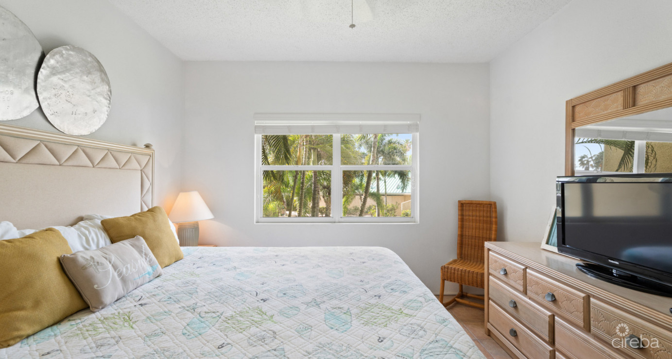 Plantation Village #44  Seven Mile Beach - Pool & Garden View Condo With Great Rental Income