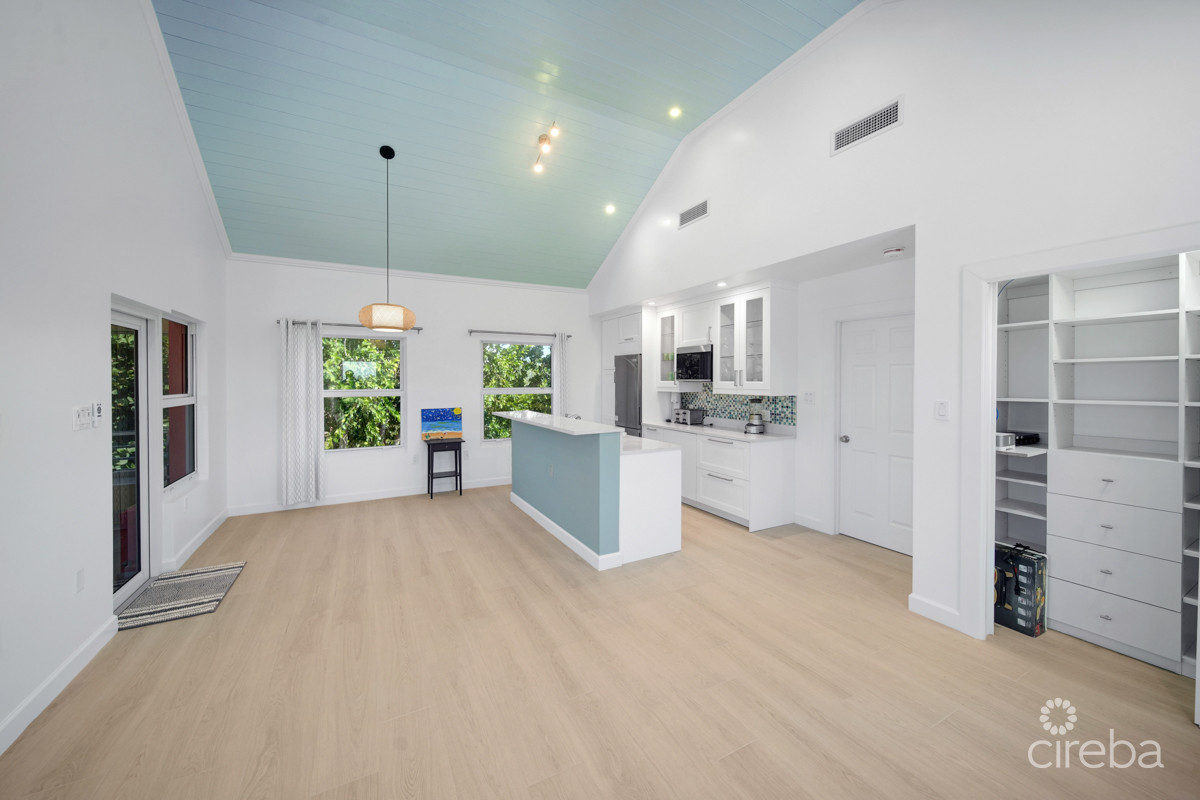 Rum Point Beach Front  Villa