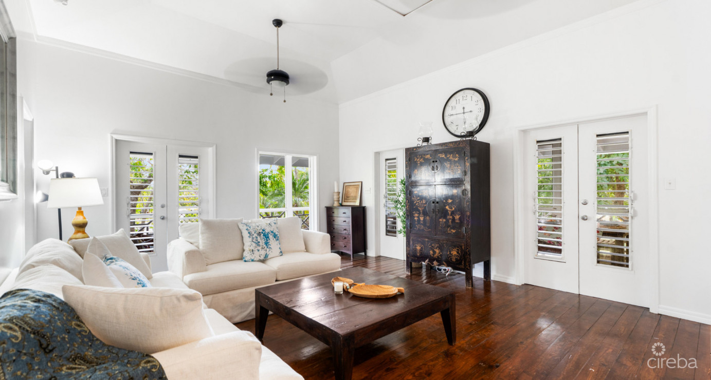 Lahala Treehouse Cottage