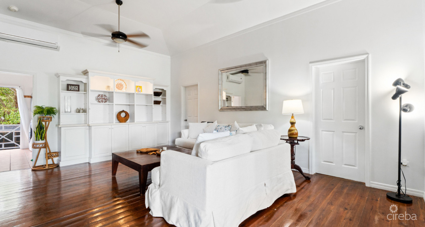 Lahala Treehouse Cottage