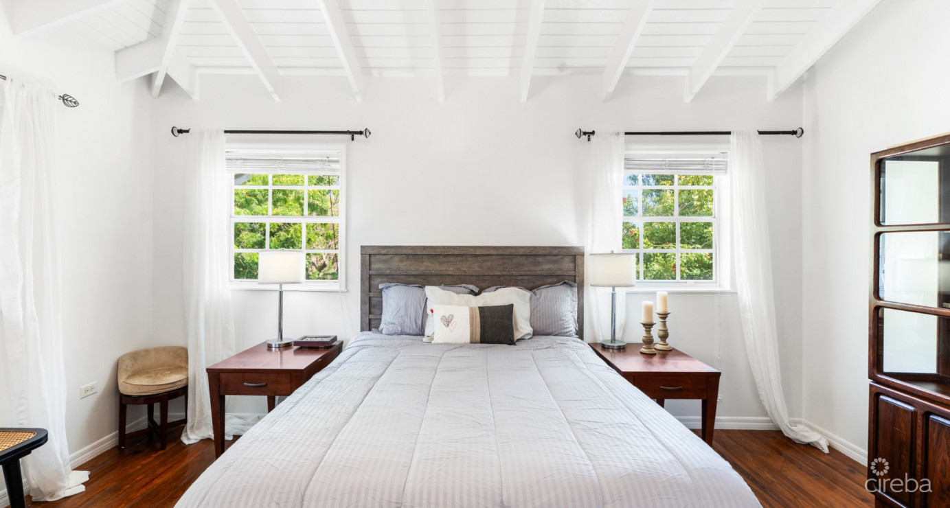 Lahala Treehouse Cottage