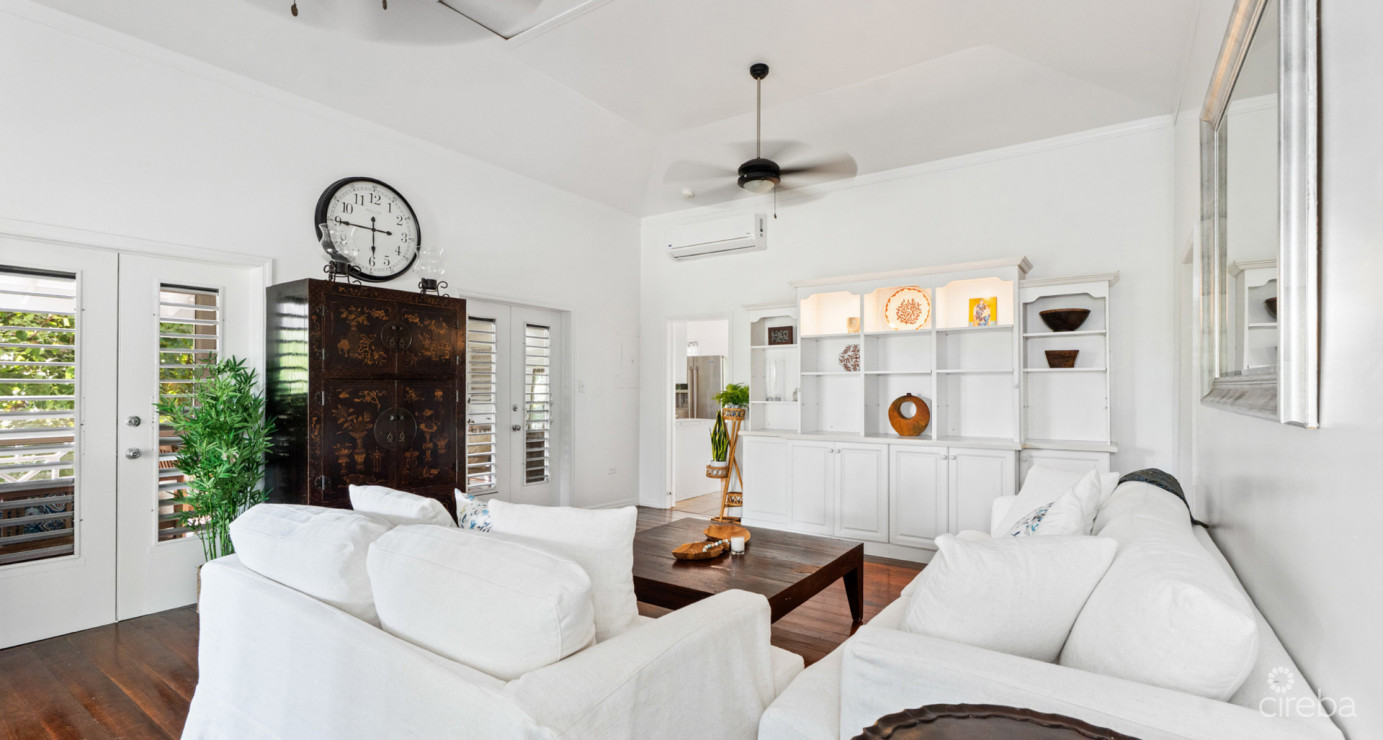 Lahala Treehouse Cottage