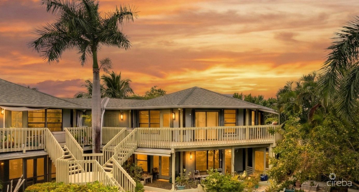 Breezy Pines Top Floor Unit 2 Bed 2 Bath