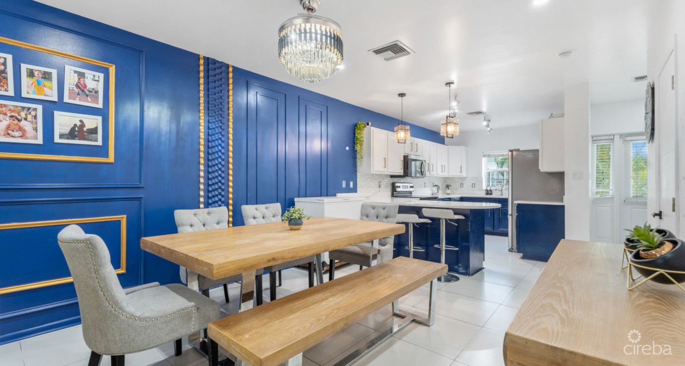 18 Sunrise Townhomes, Phase 3, South Sound Area  Oversized, Renovated 2-bed Unit