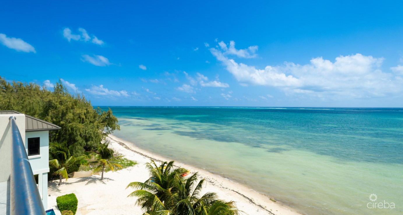 Stunning Seaside Sandy Beach Villa In East End