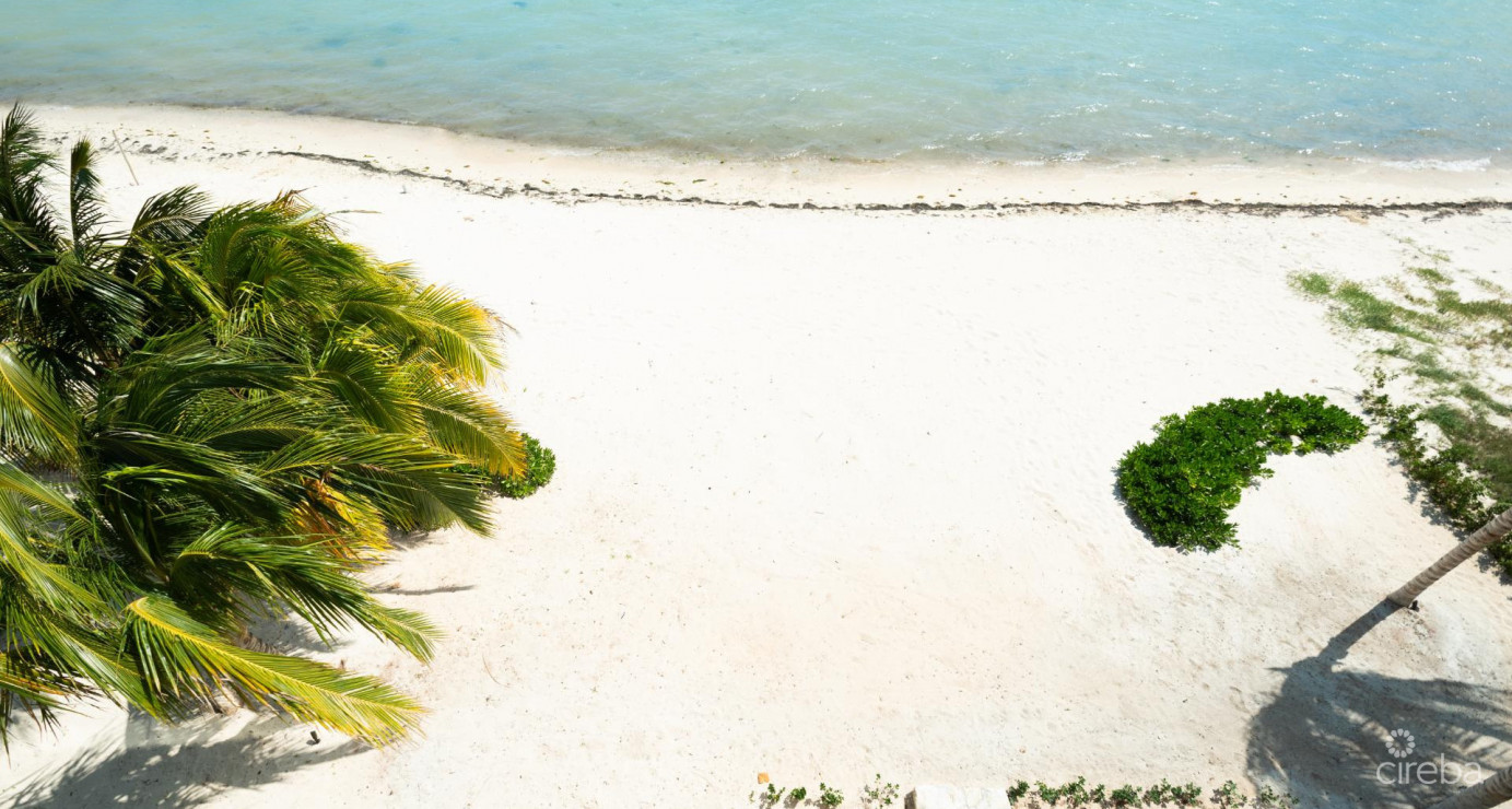 Stunning Seaside Sandy Beach Villa In East End