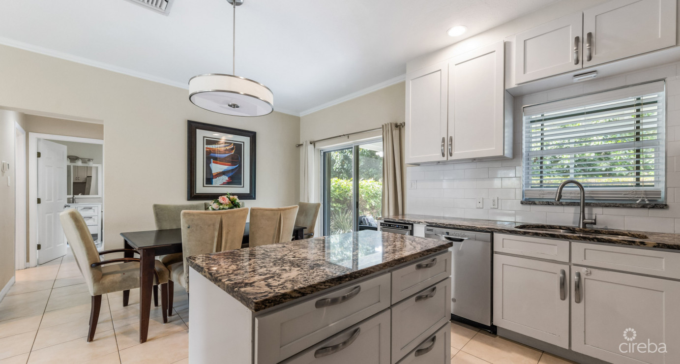 Three Bedroom At Secret Garden  South Sound