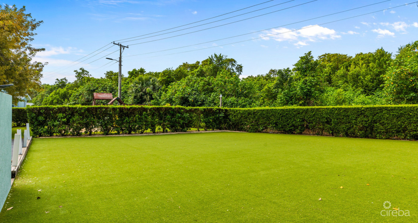 Three Bedroom At Secret Garden  South Sound