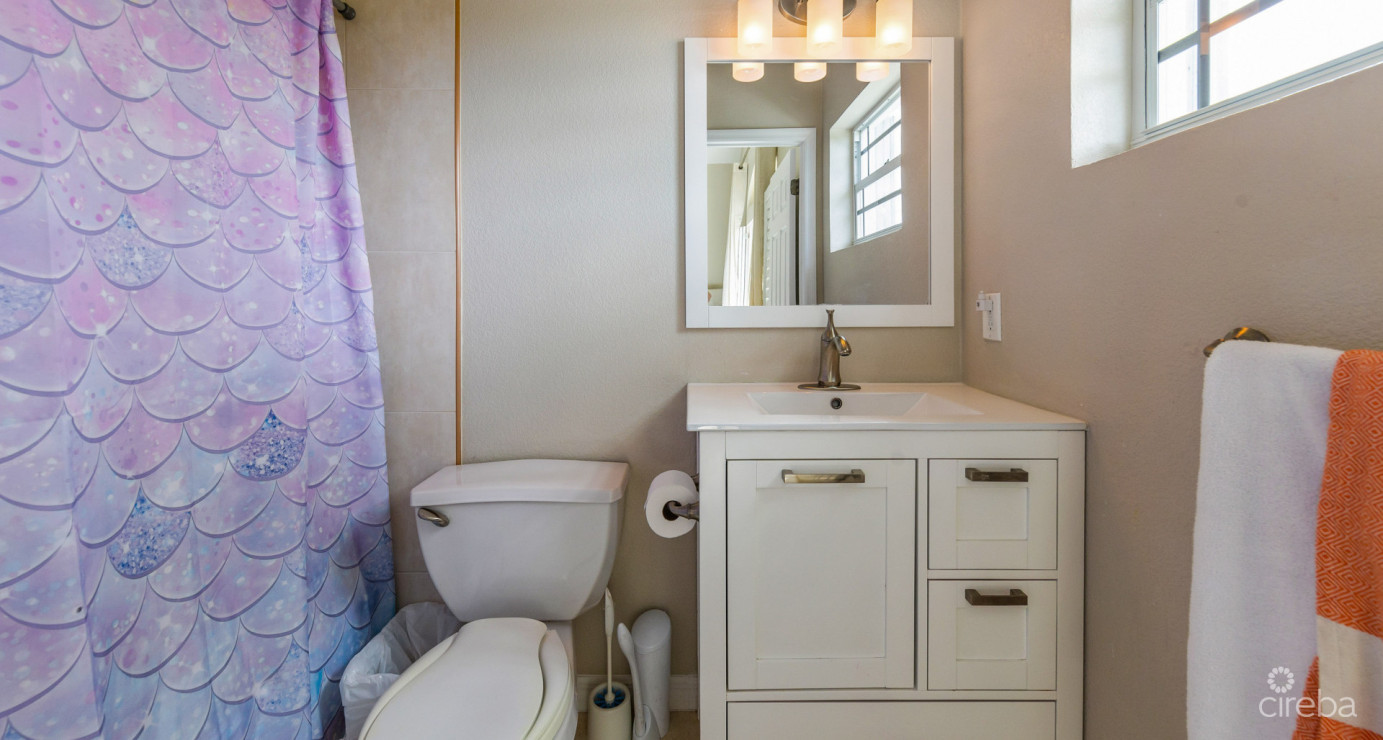 Three Bedroom At Secret Garden  South Sound