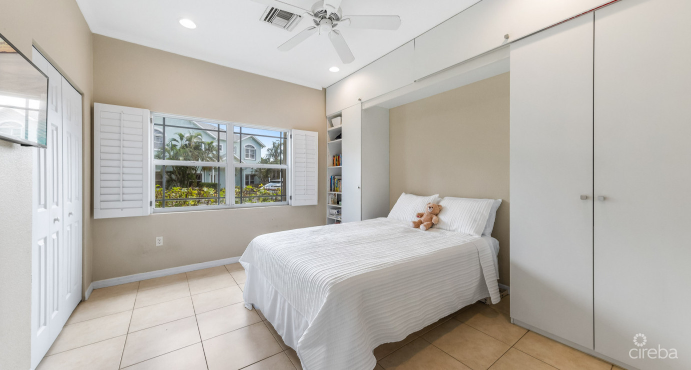 Three Bedroom At Secret Garden  South Sound