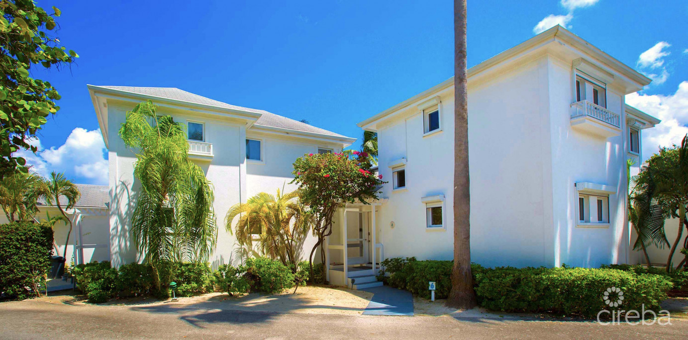 Pools Of The Kai - Beachfront Oasis In Rum Point