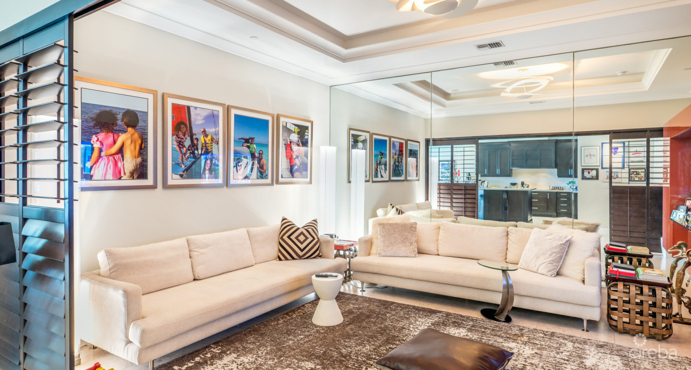 Watercolours - Prime Location