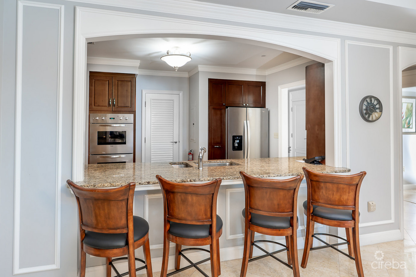 Ritz Carlton Residence 408