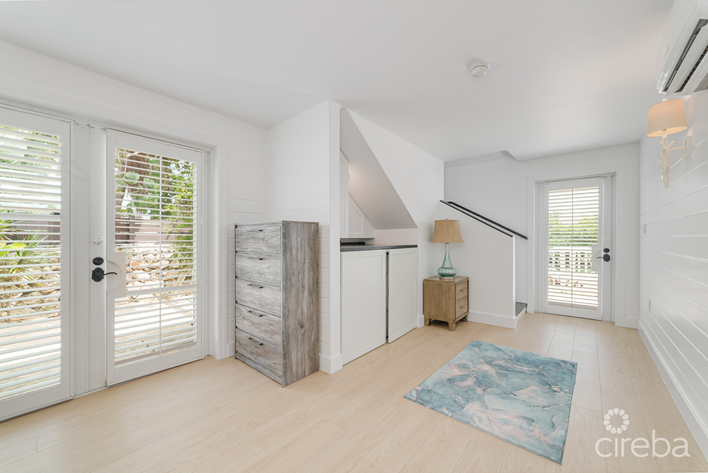 Reduced! #1 Canal Home Uncle Bob Lane