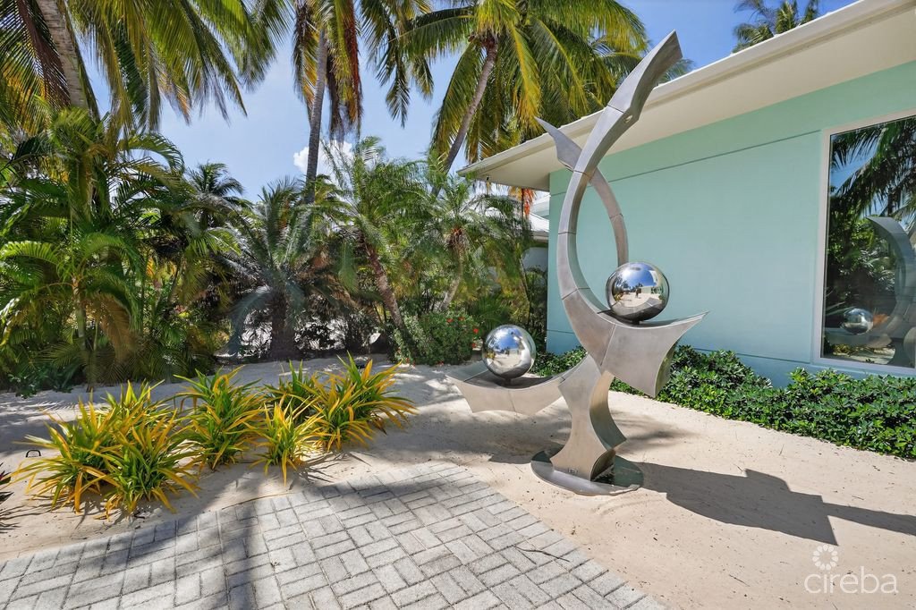 Kool Kai, Cayman Kai