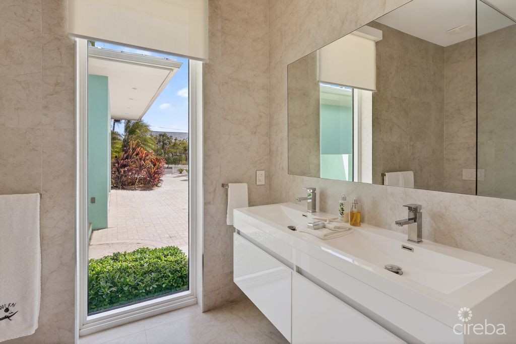 Kool Kai, Cayman Kai