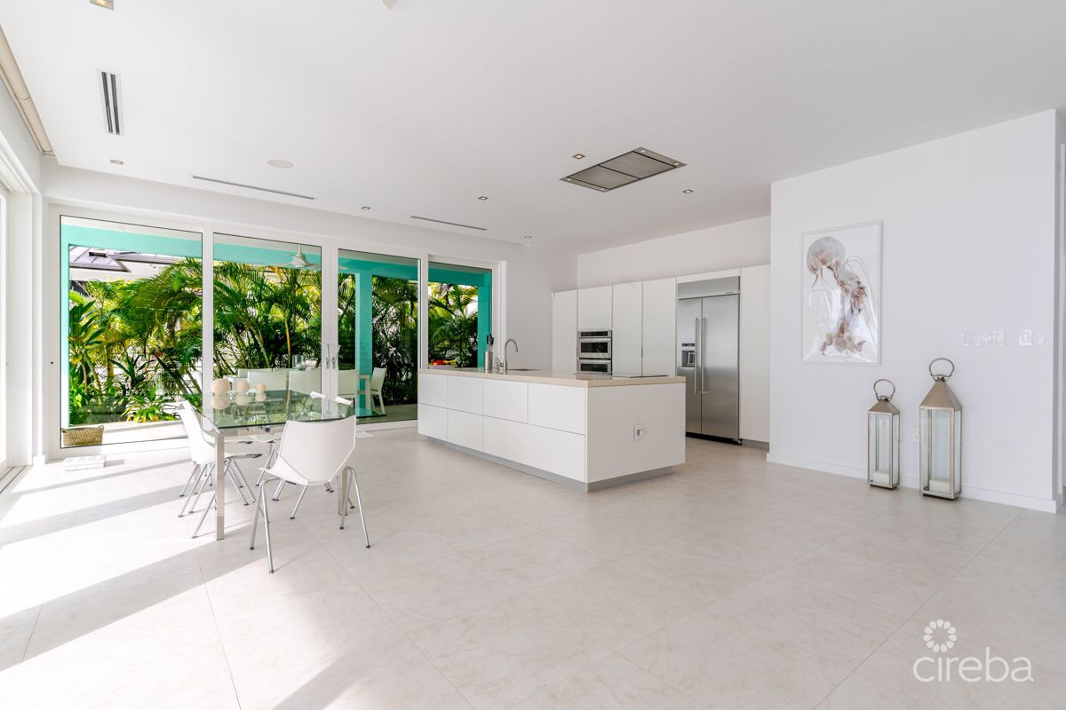 Kool Kai, Cayman Kai