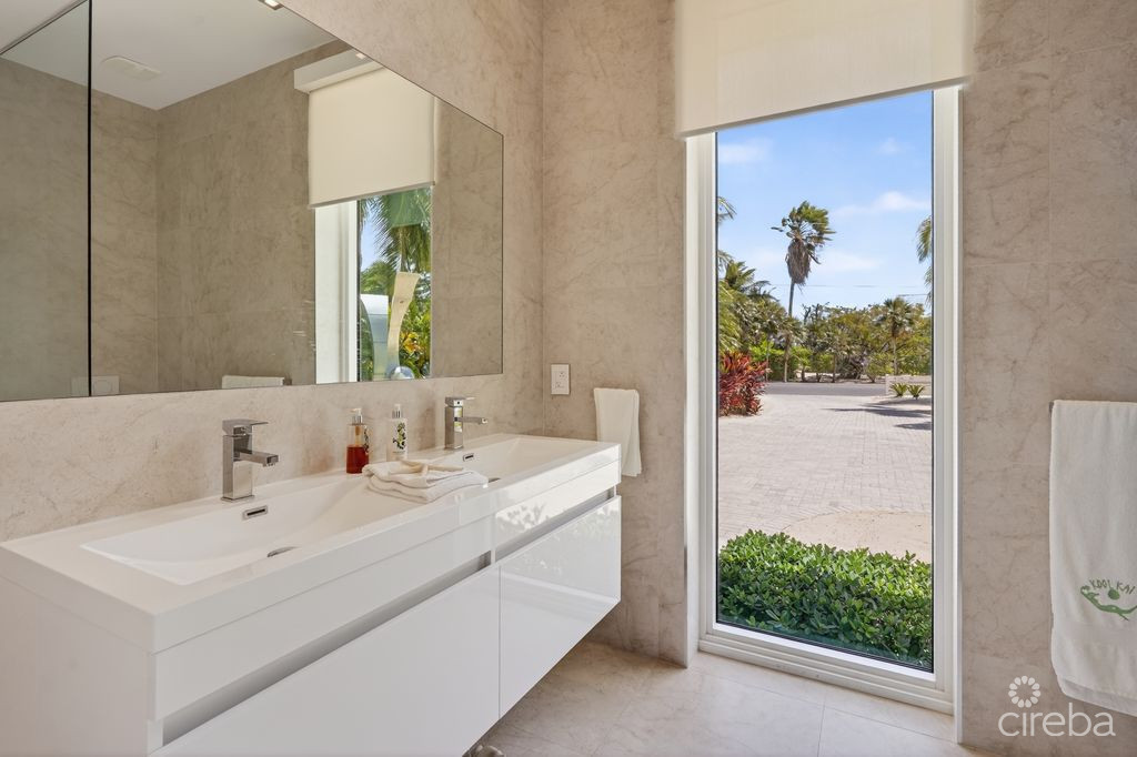 Kool Kai, Cayman Kai