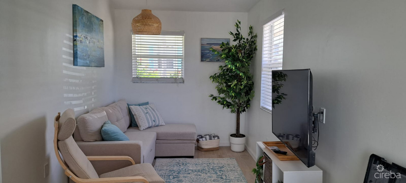 Conch Club Cottage-little Cayman