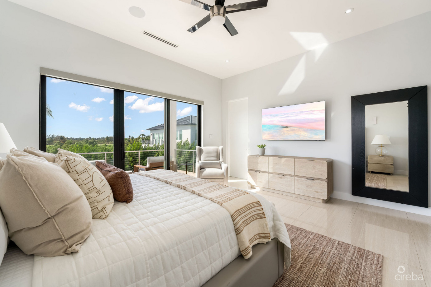 Daum Quay 12, Crystal Harbour Canal Front Home